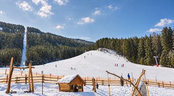 Winterurlaub mit Familie in Mieming-Obsteig Ferienwohungen Adlerhof, wo Skigebiete gut erreichbar sind.